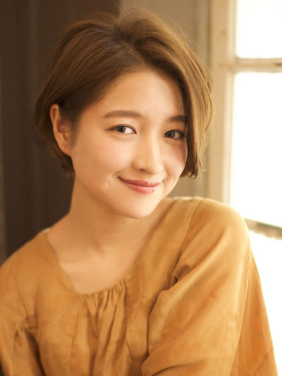 スポンテニアショートボブ!長めバングで女性度アップ☆